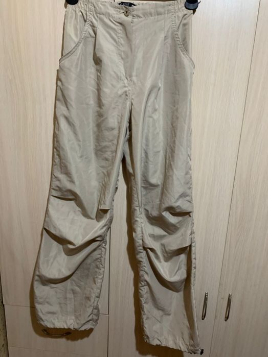 Карго и джинсы..