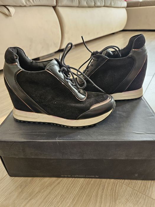 Ботинки и красовки