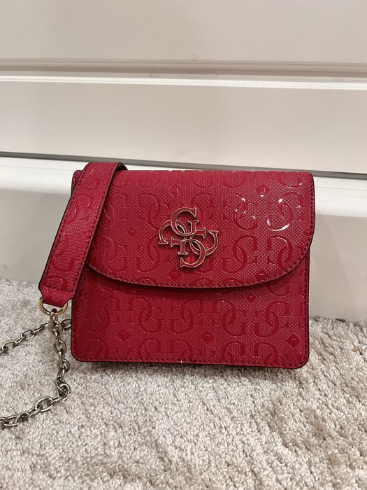 Розова Чанта на Guess