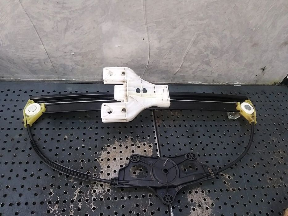 Macara geam electric stanga spate audi a4 b9 8w 8w0839461