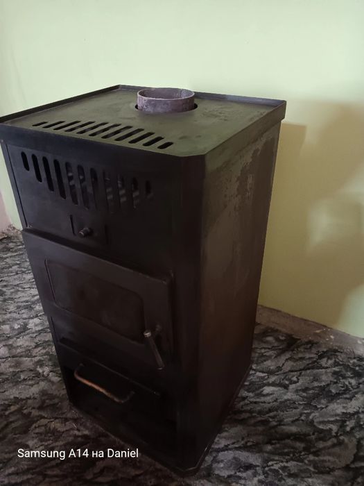 Камина с водна риза и помпа