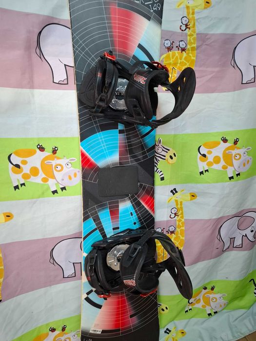 Placa snowboard 149 cm Volkl cu legaturi Nitro incluse