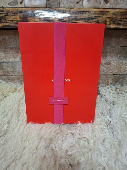 Cutie originală  Clarins