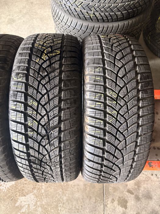 Anvelope iarna 215/55/16 GoodYear UltraGrip Performance 215 55 16 R 16