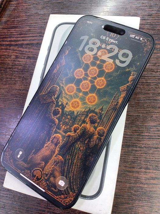 Продам телефон iPhone 15 Plus