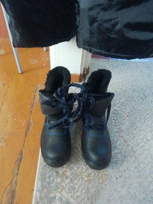 Продам спецовку,летнюю и зимнюю