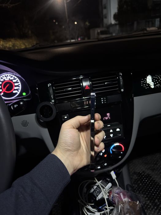 IPhone 12 pro 256GB 84% emkost