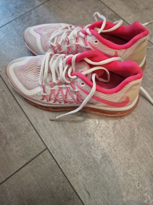 маратонки nike, puma