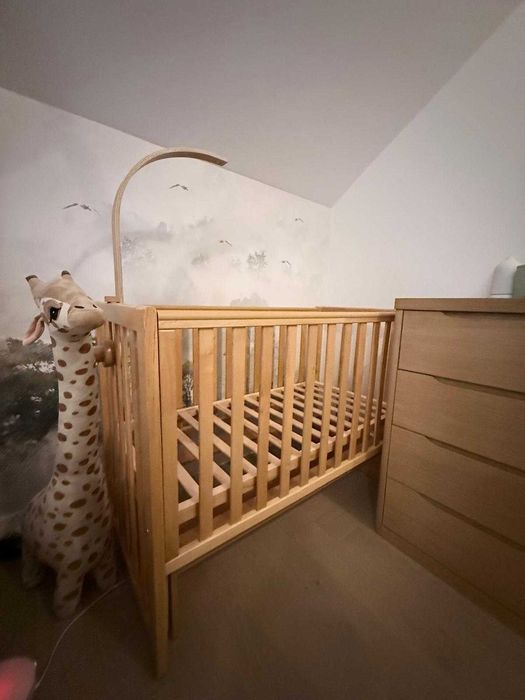 Pătuț bebe lemn 120x60 cu laterală culisantă și balansare