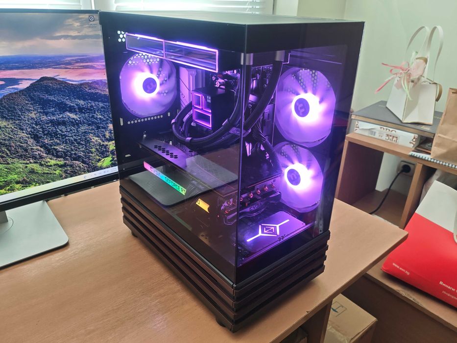 Геймърски компютър, Ryzen 5700x, Rtx 3070, 32gb Ram, 1tb ssd, 850W, водно охлаждане