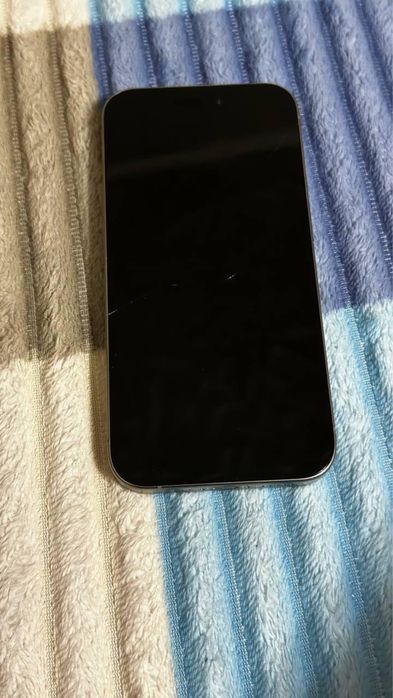 Продам iPhone 15-й Pro