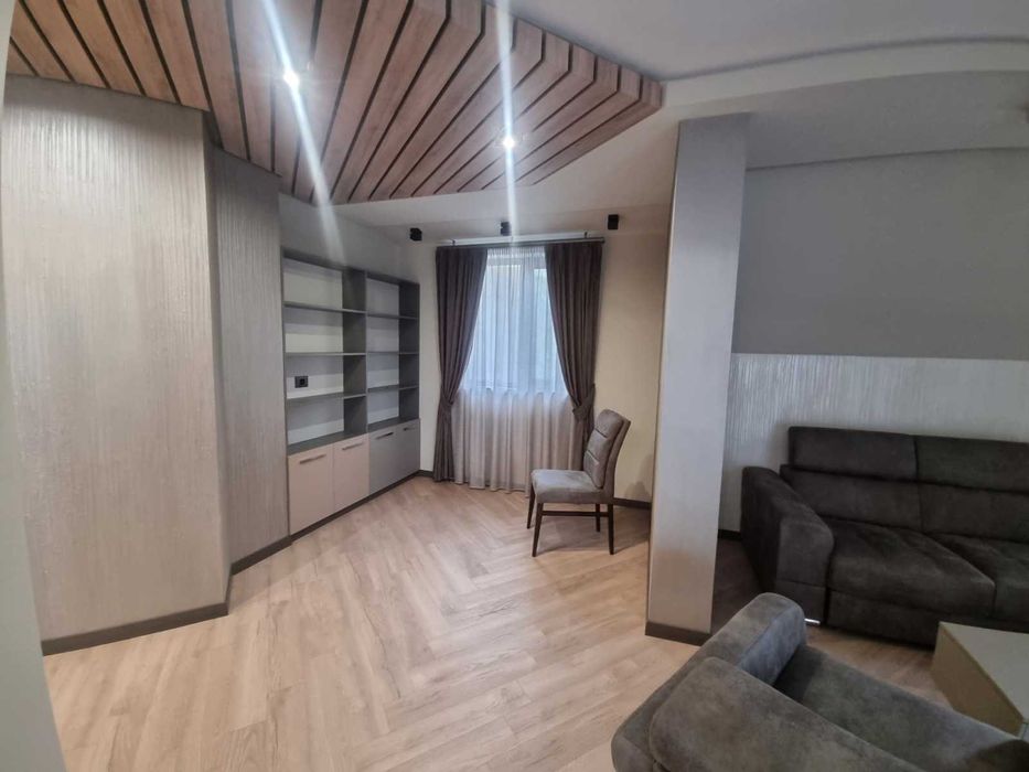 Продава се Тристаен апартамент в София, Люлин 10 - 135 кв.м за 567 €/кв.м - Снимка #4