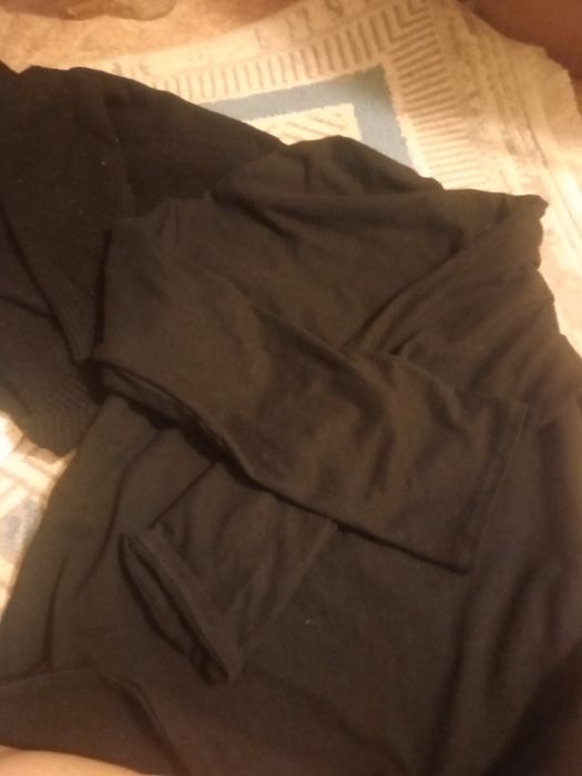 Даром свитера ещё