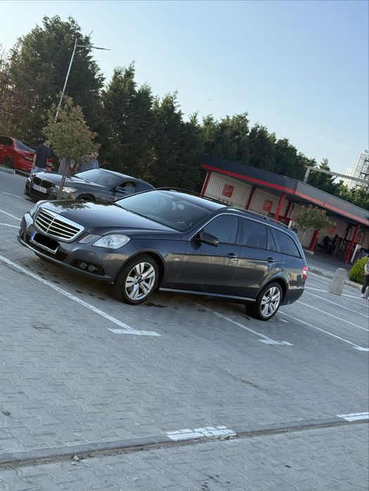MERCEDES-BENZ E-Class 2011 — imagine 4