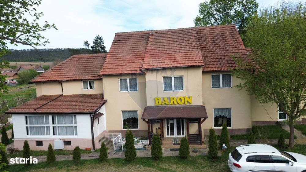 Hotel / Pensiune cu 16 camere de vânzare