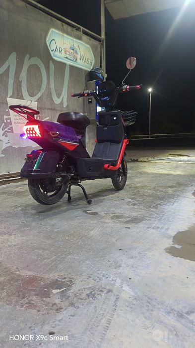 Skutr zektra 100