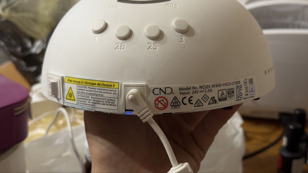 Професионална UV/LED лампа за маникюр CND LED Lamp (36W)
