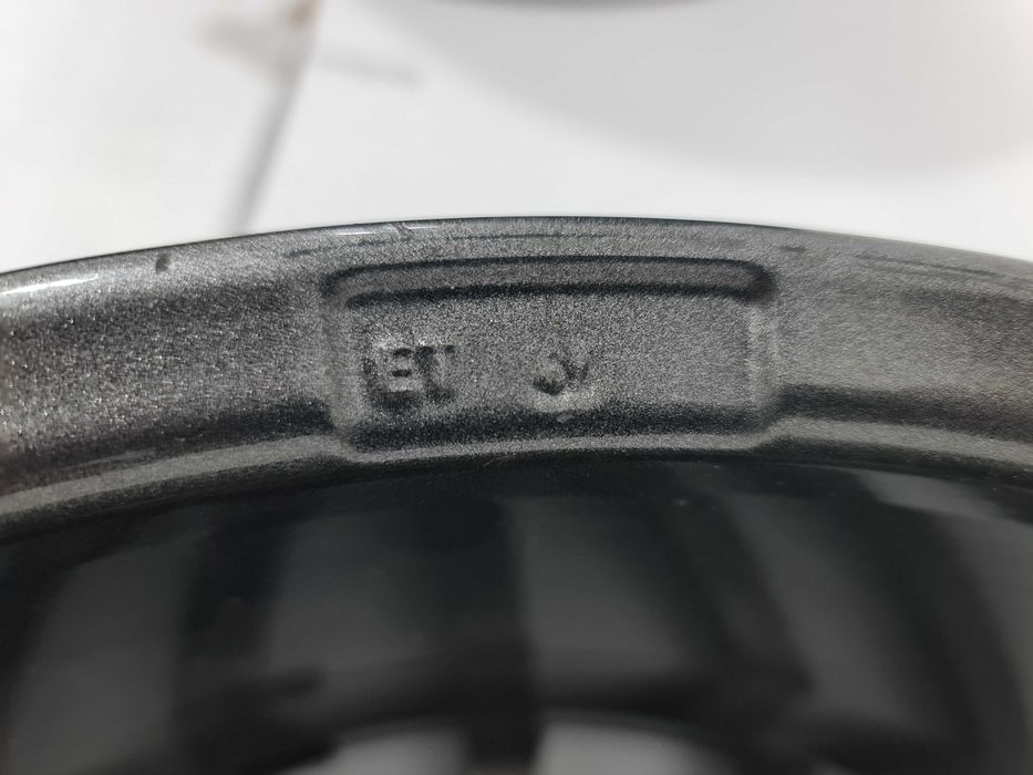 Jante 18 BMW F30 F31 F10 F11 E90 E91 E92 latime 8J si 8.5J prindere 5x120 diferentiate cu senzori