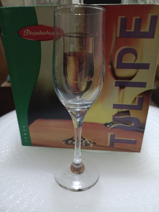 Фужеры для шампанского. Срочно!!!