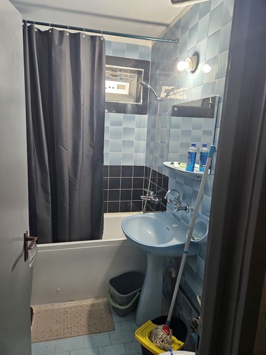 Închiriez apartament 2 camere decomandat in zona Gheorgheni str Herculane