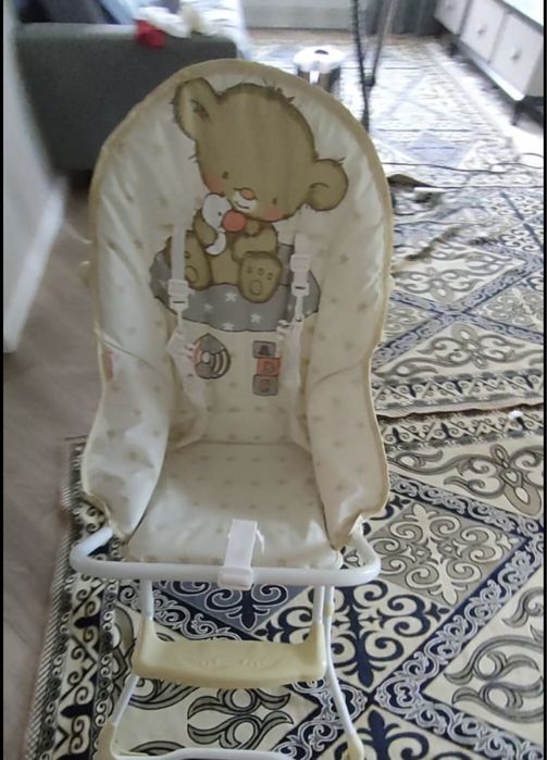 Продам детский столик