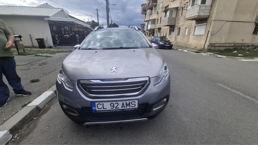 PEUGEOT 2008