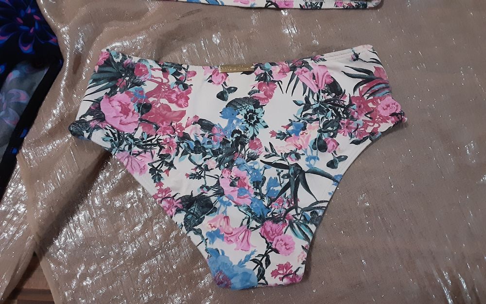 Детски бански 2 за 7€
