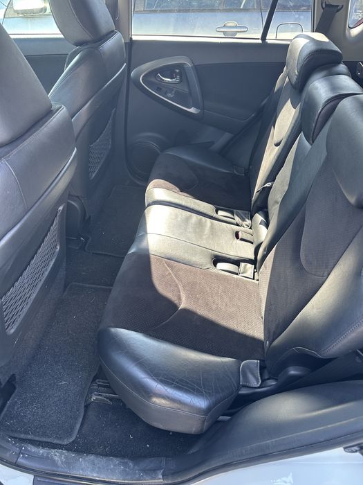 Toyota Rav4 Тойота Рав4 2.2 150 кс 2011г НА ЧАСТИ!