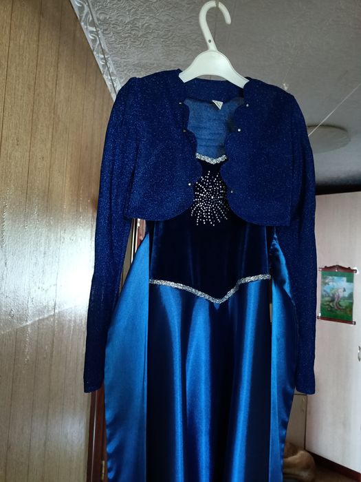 Продаю платья в хорошем состоянии