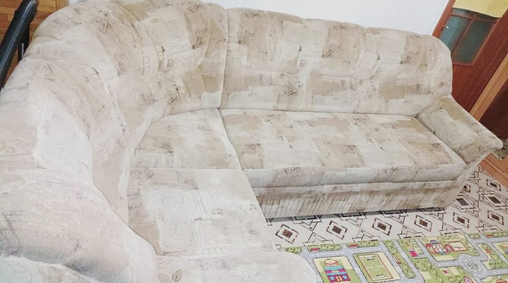 Продаётся диван. Торг