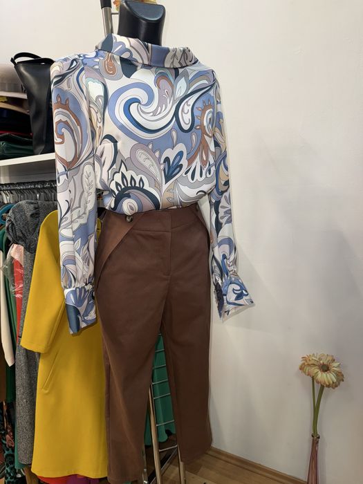 Se vinde stoc haine de dama noi