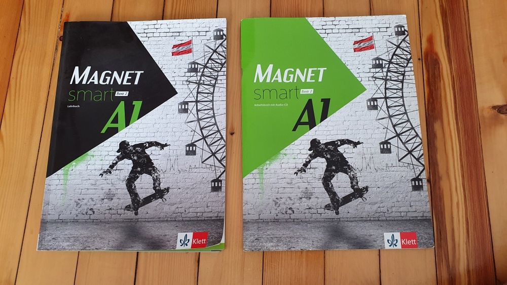 Написани учебници по английски и немски език