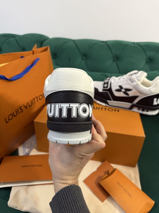 Adidasi Louis Vuitton Trainer piele naturala 100% Full Box Premium