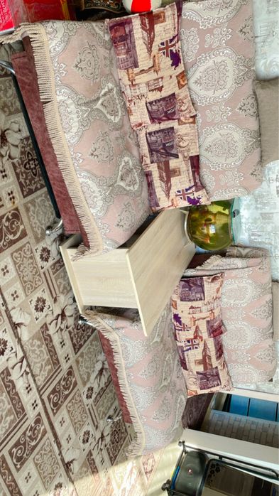 Диван и два кресла