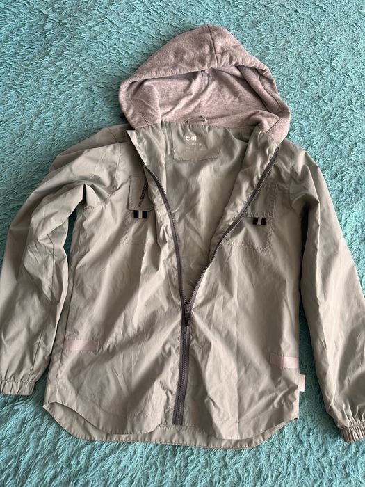 Ветровка 152размер
