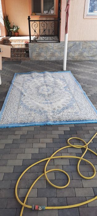 Продам ковер за12000