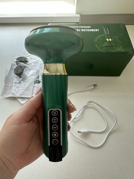 Aparat de masaj cu vacumm