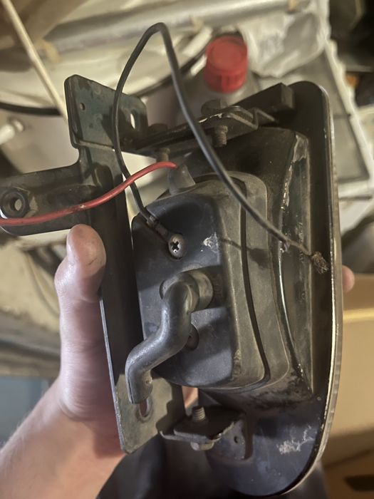 Продам противотуманку импреза