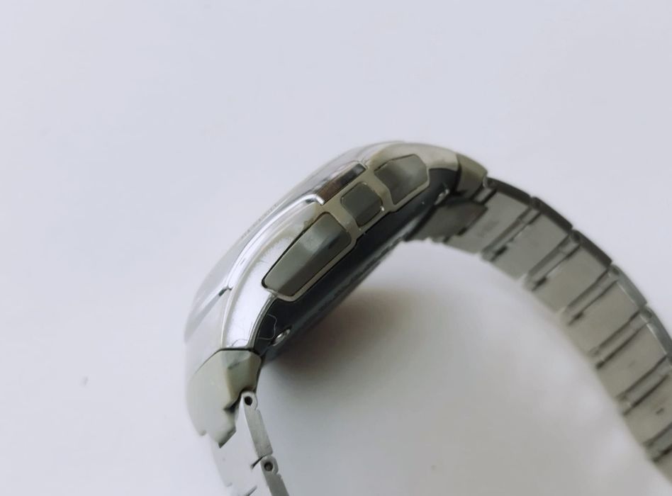 Ceas vechi Casio Wave Ceptor WV-56h, modul 2586