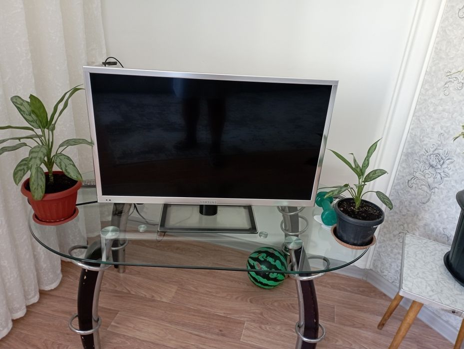 Телевизор Самсунг