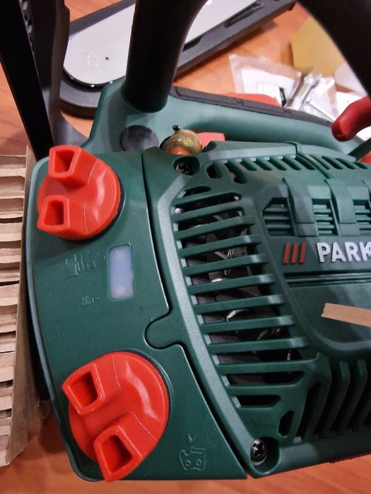 Бензинова резачка Parkside PBBPS 700 A2