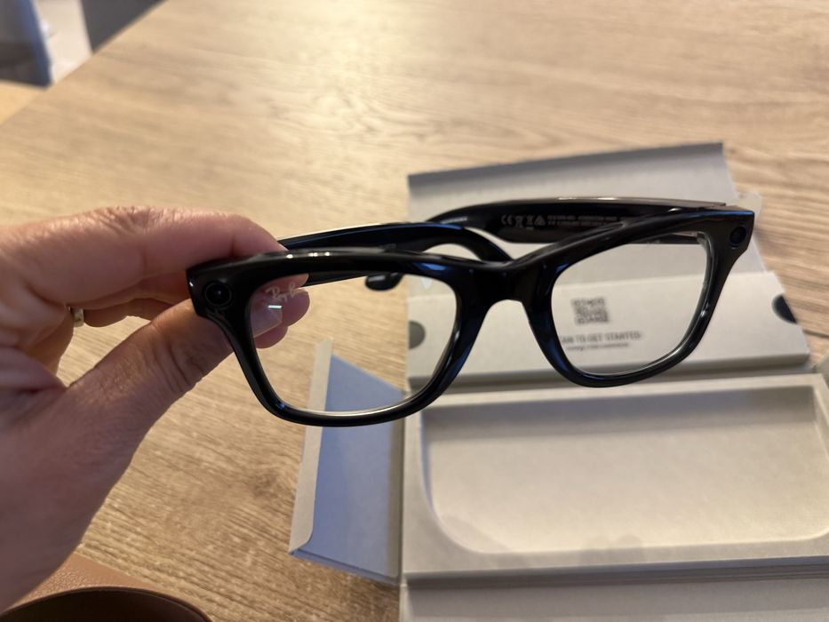 Ray-Ban Meta Wayfarer Gen 2 – Transitions – practic noi