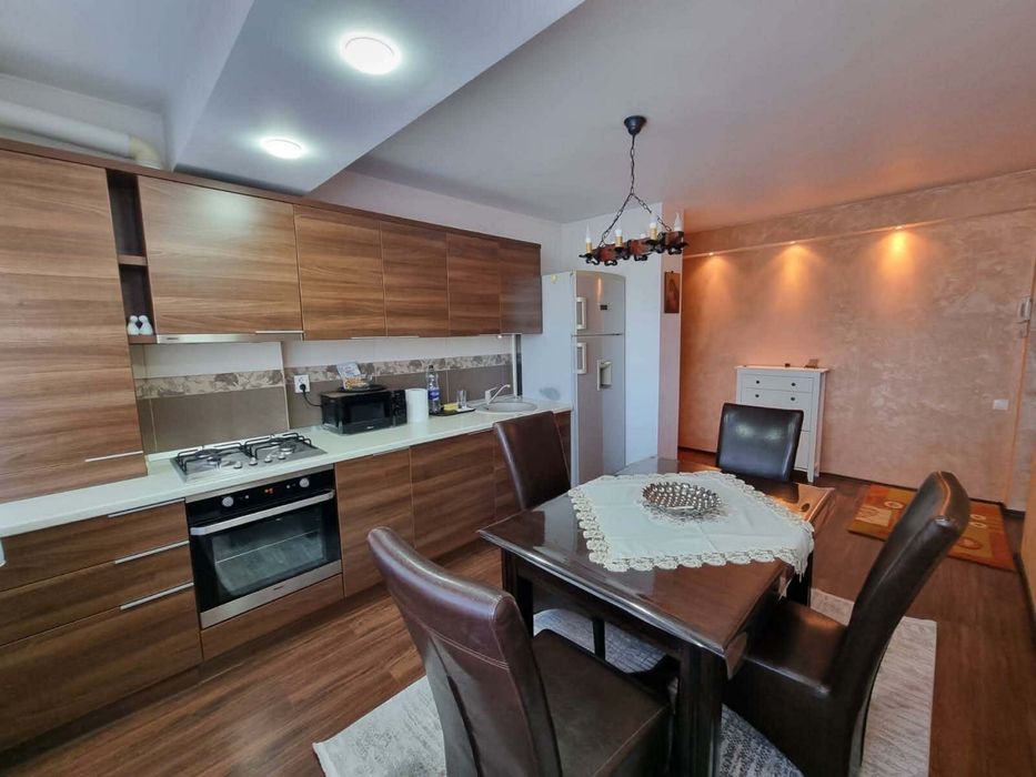 Apartament cu 2 camere de inchiriat