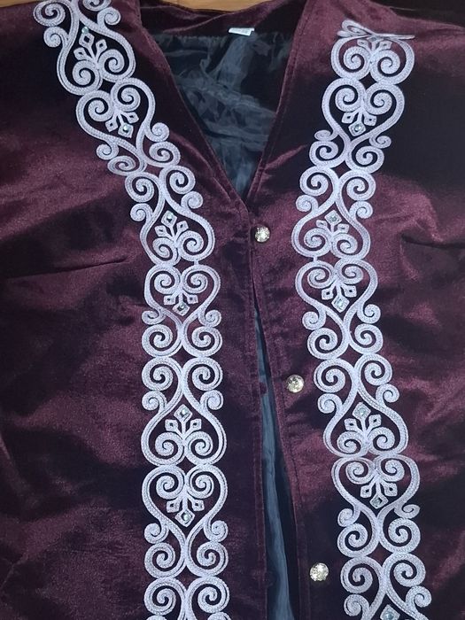 Срочно продам камзол