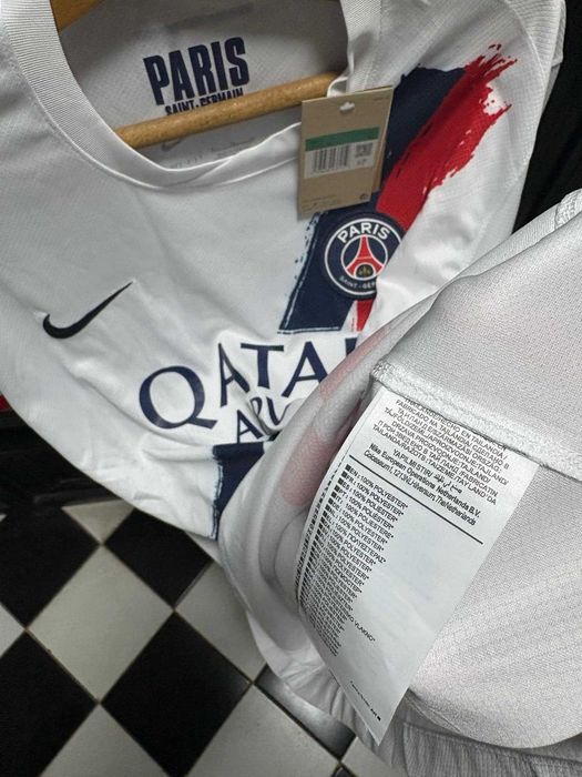 Футболна Тениска ПСЖ Размер ХЛ