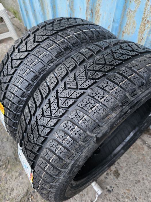 Anvelope Iarnă Noi 215.55.17 Pirelli XL An 2018