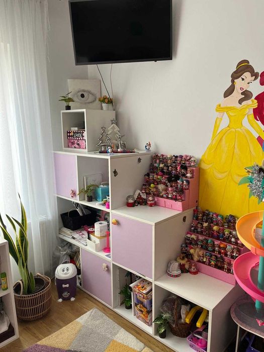 Vând pat supraetajat pentru copii și o comoda