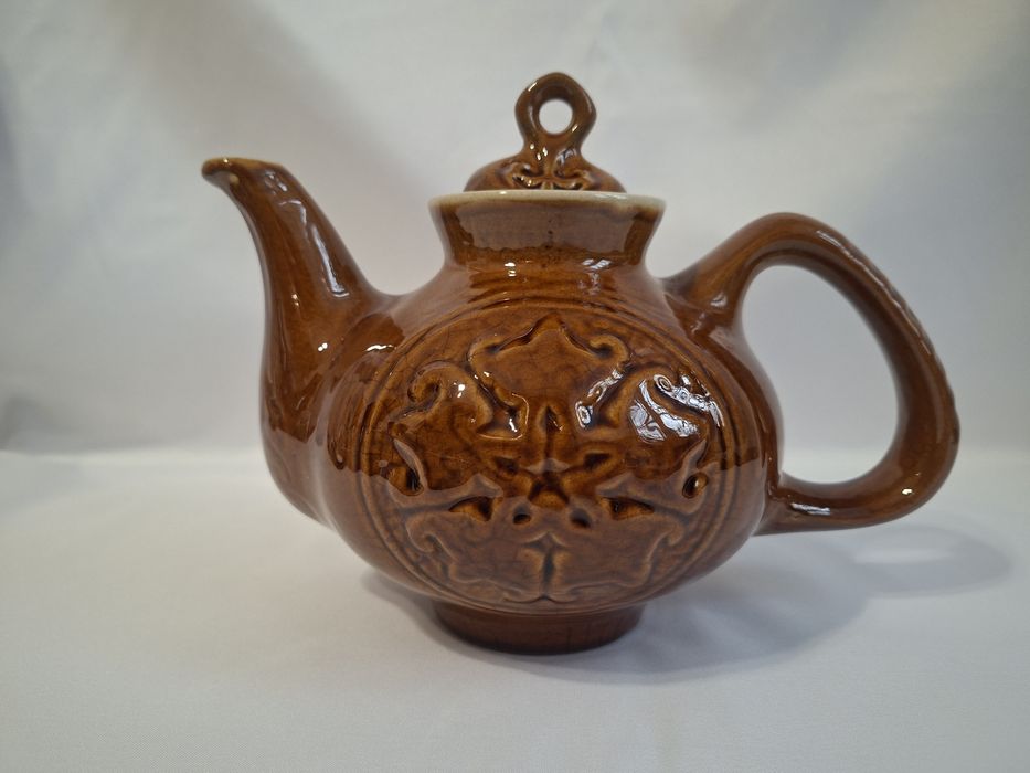 Чайник с крышкой, Алма-Ата (винтаж)