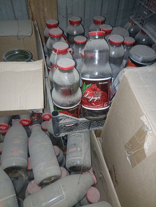 Продам стеклянные бутылки 1 л 750мл