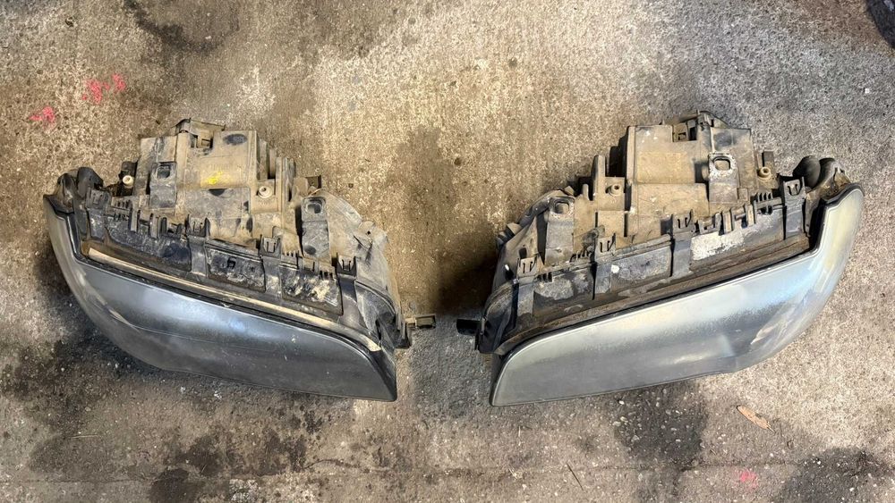 Faruri BMW X3 E83 Halogen